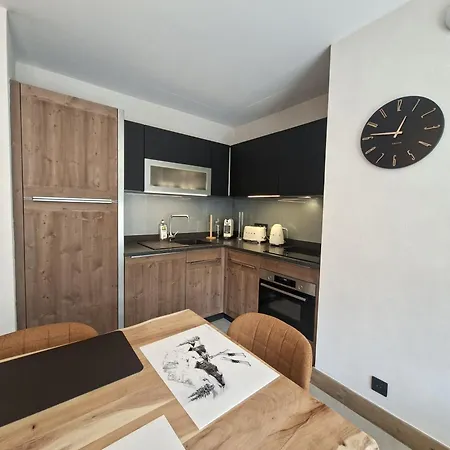 Brand New Beautifully Decorated 5ppl Joy Appartement *
